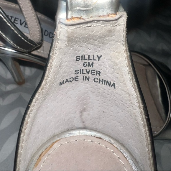 Steve Madden Womens Silver High Heels | Size 6 | No Box | NEW/NWOT!!🩶🩶 - Picture 9 of 10